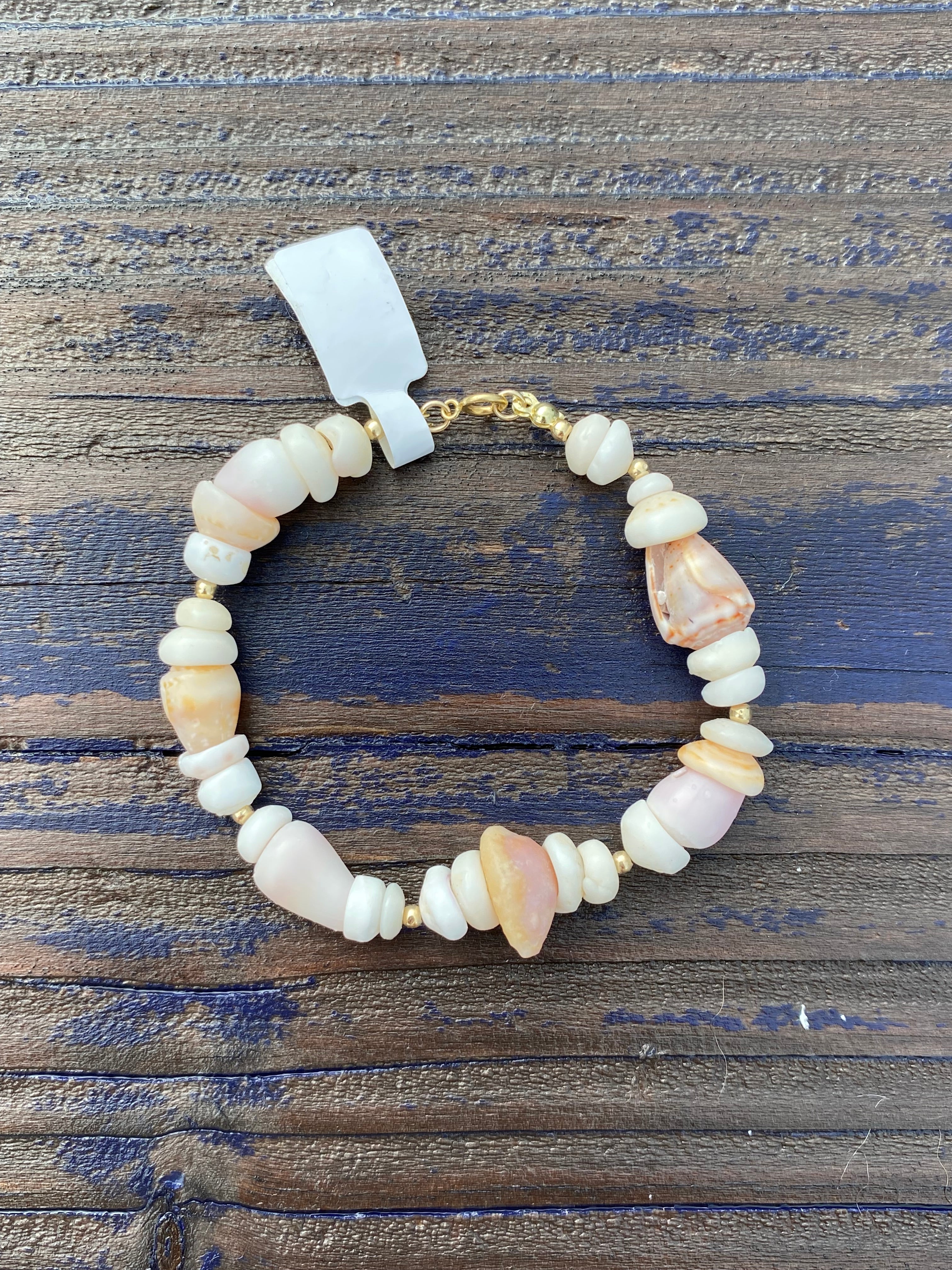 shell bracelet