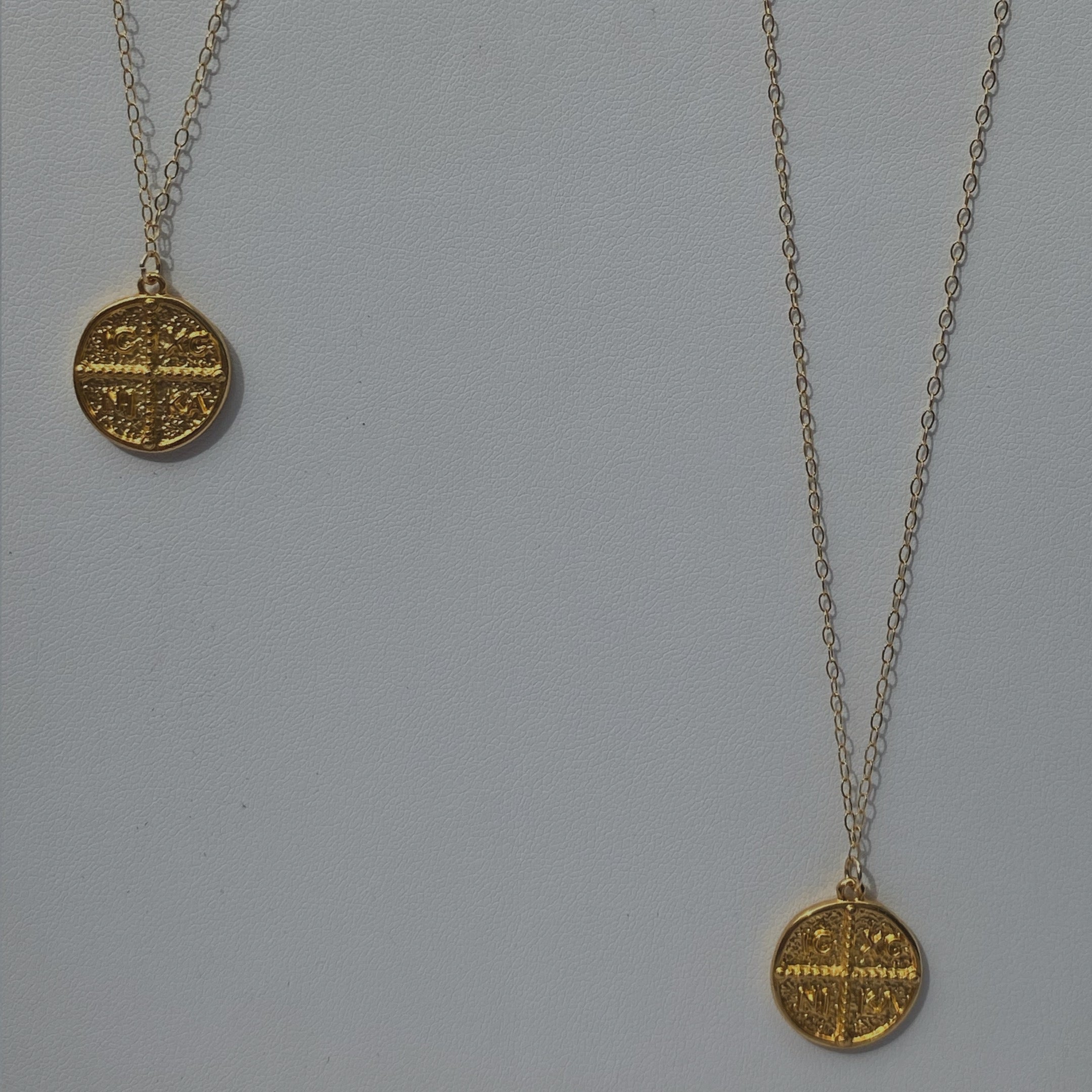 Chain Gold Pendant Necklace - Greece Dreaming Collection