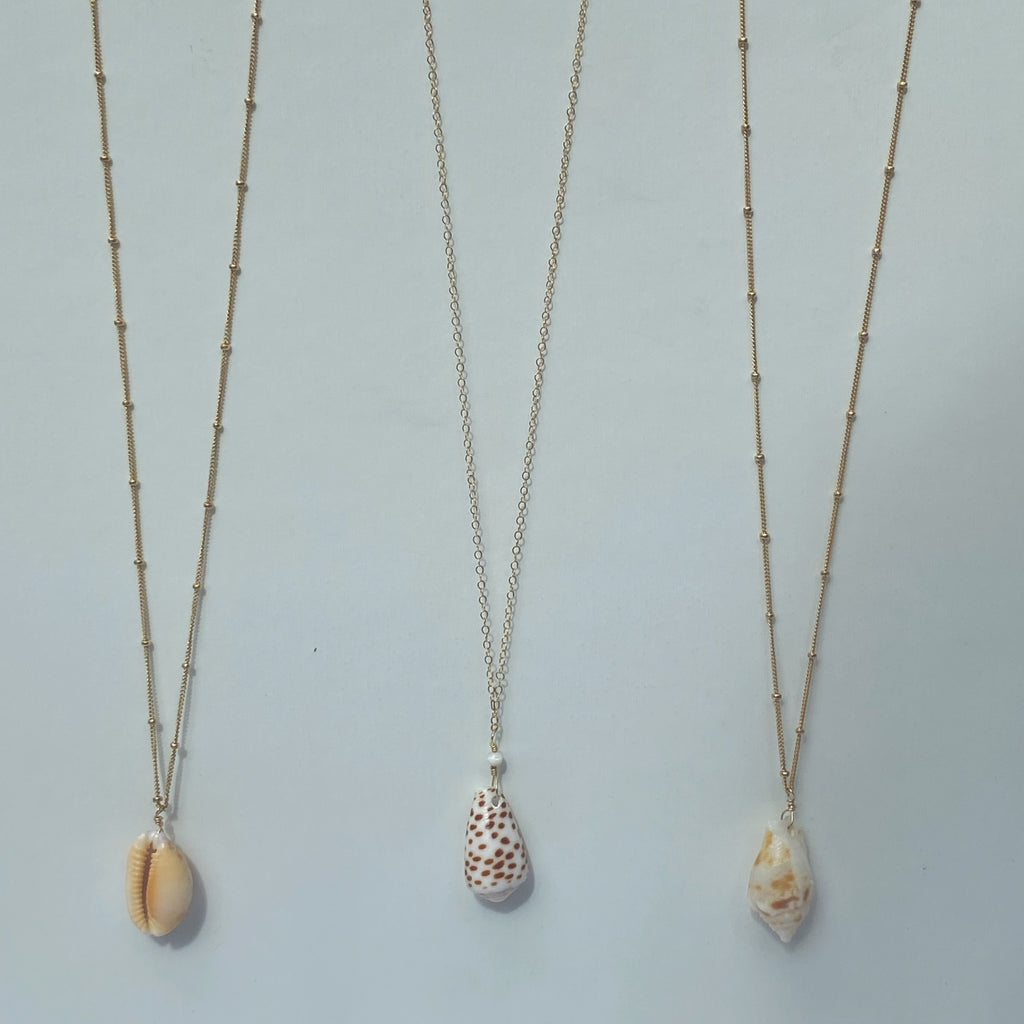 Classic Shell Necklace - La Perouse Collection