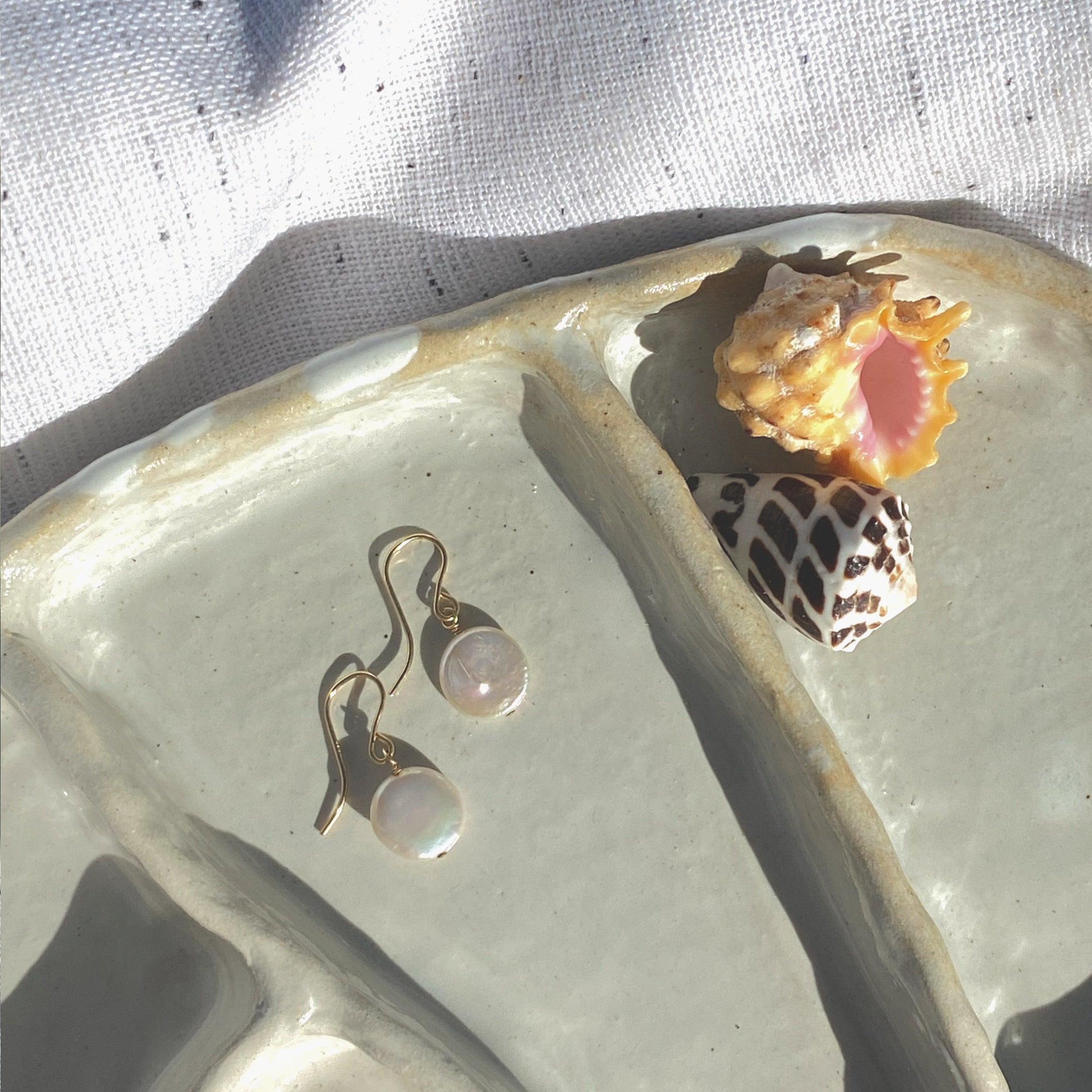 Simple Coin Pearl Earrings - La Perouse Collection