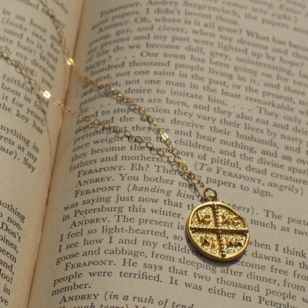 Chain Gold Pendant Necklace - Greece Dreaming Collection